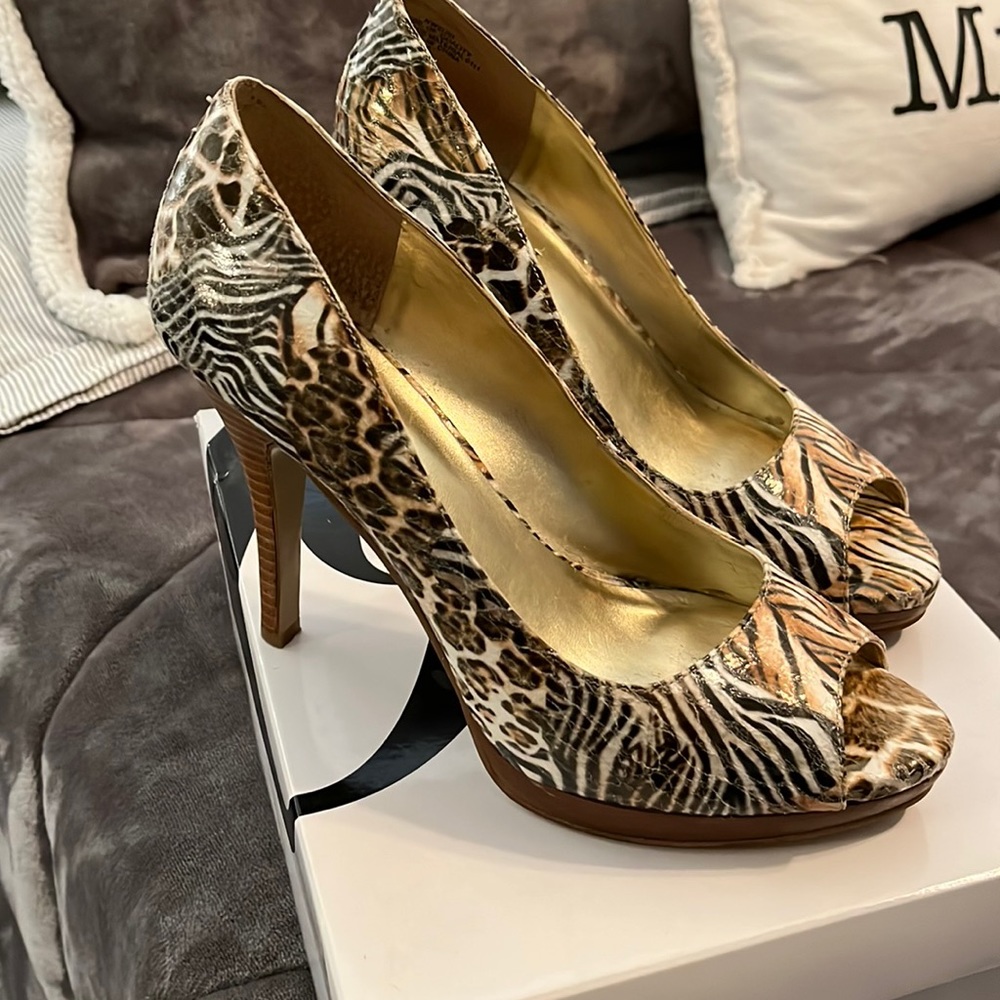 Nine West animal print heels